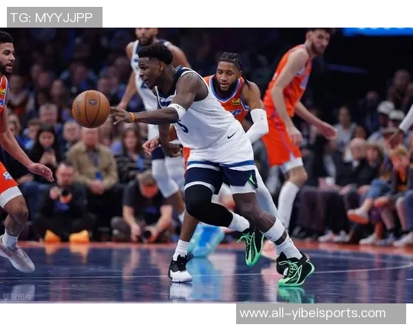 雷霆在半场以49-39领先森林狼亚历山大表现出色贡献19分4篮板4助攻