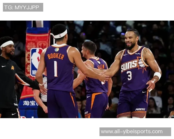 火箭队为狄龙献上感人致敬视频他双手合十向全场观众表达感谢